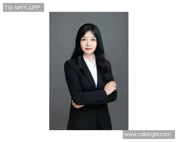 电竞传奇杨芳专访回顾英雄联盟发展历程与个人成长故事实时数据